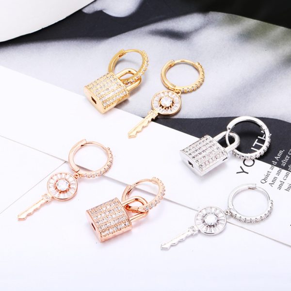 Micro pave cz chave bloqueio brincos de gota para as mulheres acessórios pequenos argolas prateadas de ouro feminino brincos de luxo jóias presente 2020 novo